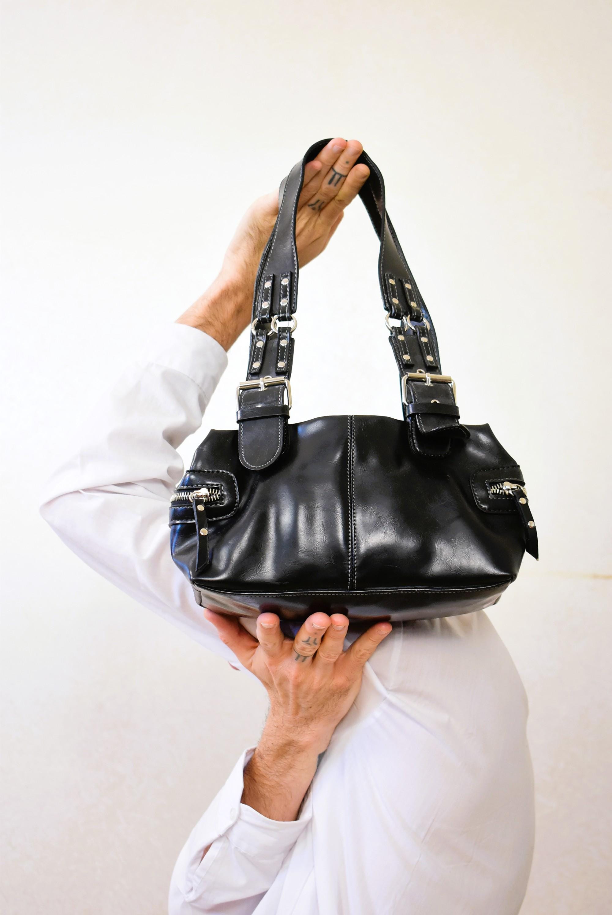 バッグ Burberry grunge gimmick bag y2k black Y2K Black Mini Shoulder Bag: Vintage Grunge Satchel With