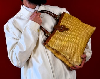 80s Handmade Woven Straw and Leather Handbag - Italian Artisan Trapeze Basket - Shoulderbag - Bohemian Bag - French Market Bag - Tote Bag