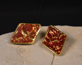 Vintage 80s Geometric Clip-on Earrings - Golden Metal and Red Glitter Resin - Statement Rhombus