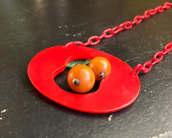 Bakelite Cherries Necklace - image 3