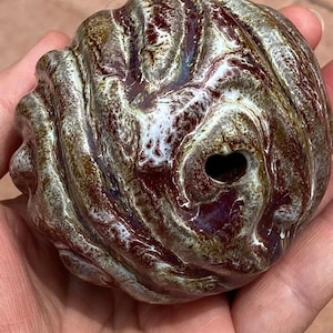 Finger labyrinth ball for meditation, stress relief and prayer- maroon and brown