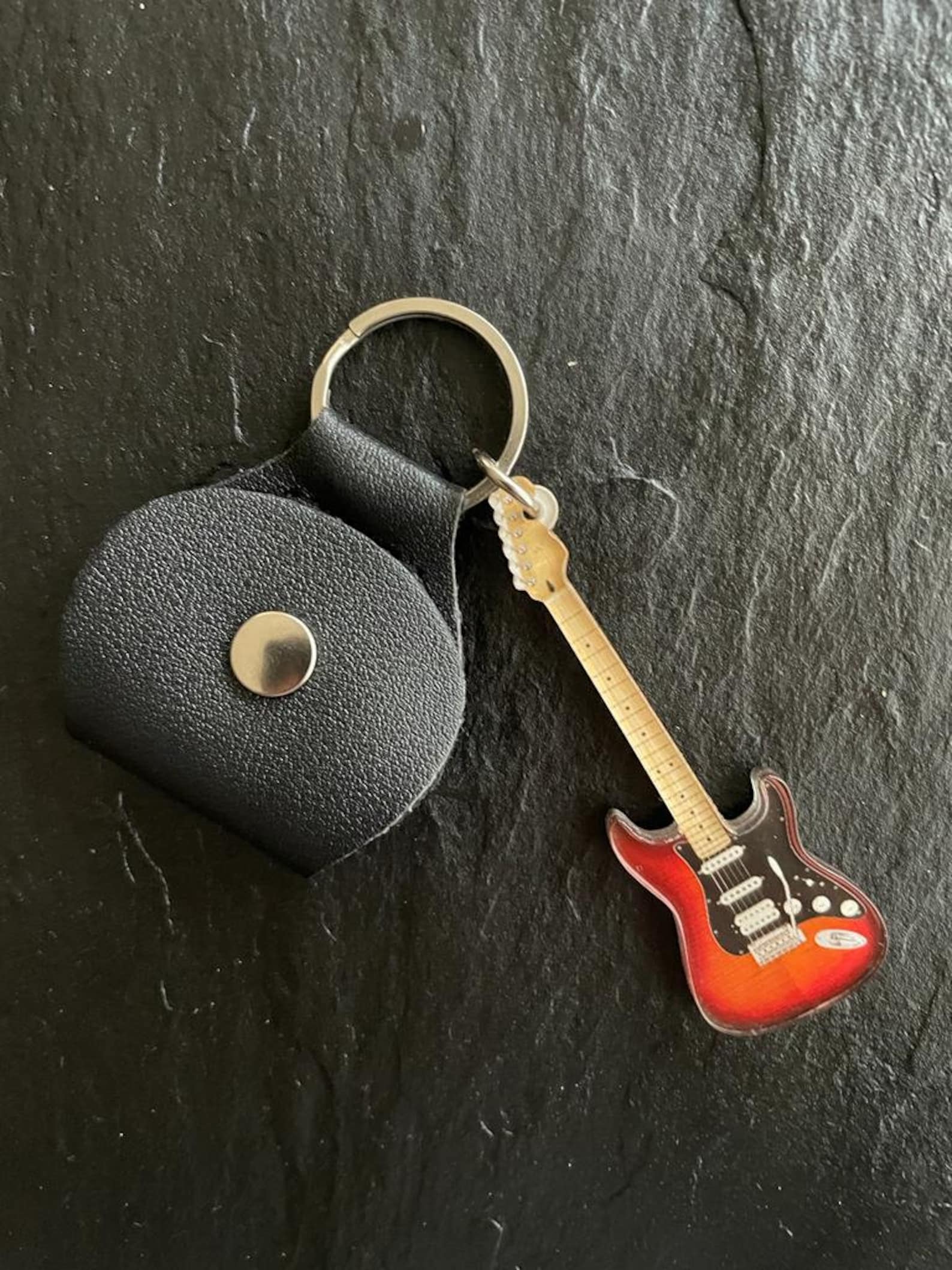 Electric Guitar Keychain With Pick Case and 3 Picks Included Guitarist ...