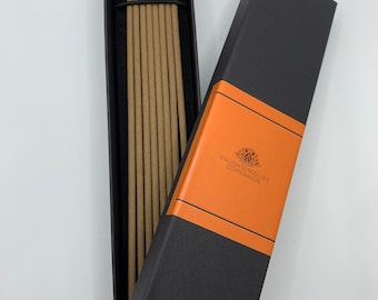 18 Agarwood incensed sticks