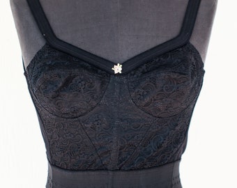 1960s Bustier corset “Lovable” pizzo nero vintage, vintage lingerie, burlesque, anni ’60, bullet bra