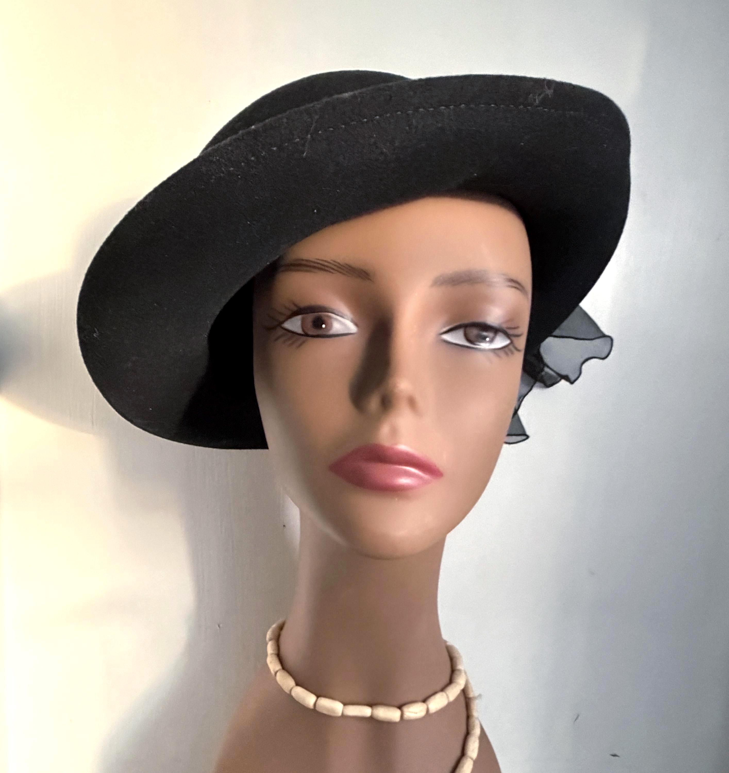 Vintage Arlin made in Taiwan - Black Bow Fascinator Ladies Vintage Classic Bow Fascinator - Black – Accessory Heaven main image 4