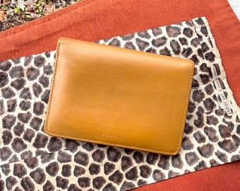 COACH Vintage Dome Zip Small Cosmetic Case Purse in Mahogony