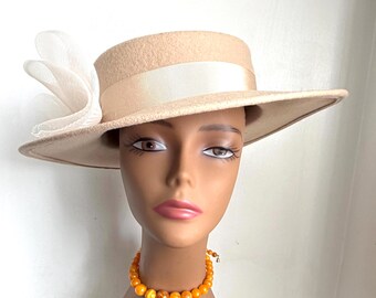 Vintage 60s USA Bollman Doeskin Gambler Hat Tan Wide Brim Felted Wool Tan Big Mesh Bow Church