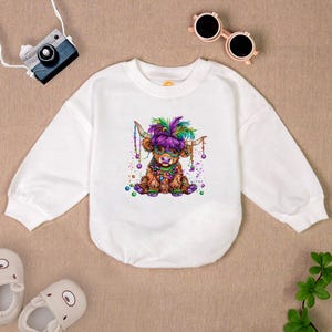 Mardi Gras Highland Cow Baby Outfit, Cute Baby Bodysuit, Newborn Baby Clothes, Mardi Gras Baby Shower, Funny Cow Bubble Romper