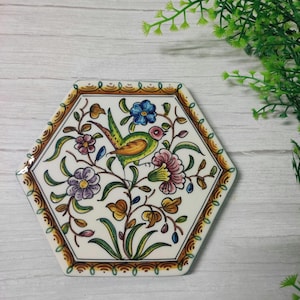 Pot stand/ Pot base/ Pot holder/ Table decoration/ Wall decoration/ Portuguese ceramics/ Century painting/ Pottery portugal/ Six-sided base