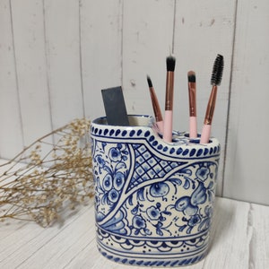 Zahnbürsten- und Zahnpastabecher/ Zahnbürstenhalter/ Make-up-Pinselbecher/ Badezimmerkeramik/ Tasse mit Löchern/ Töpferei Portugal/ Coimbra