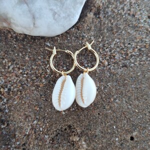 Cowrie Shell Earrings, Cowrie Beach Hoops, Cowrie Earrings, Boho Cowrie Hoops, 14k Gold Plated Shell Hoops, Natural Shell Earrings