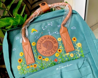 Kanken Personalisierte Stickerei, Fjällräven Kanken Rucksack bestickt mit benutzerdefinierten Sternzeichen, Sternbild, Blumen und Himmel Thema