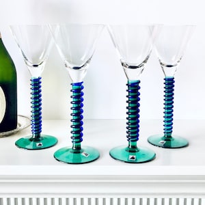 Ensemble de 4 verres à vin en verre artistique à tige en spirale soufflé à la main, articles de bar postmodernes de luxe vintage