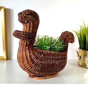 Squirrel Basket, Wicker Animal Planter, Woodland Nursery Decor, Boho Nursery Storage, Cottagecore Home, Cute Rustic Baby Room Gift