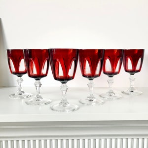 Ruby Red Cut to Clear Crystal Wine Glasses, Vintage France Cristal D&#39; Arques, Gothic Wine Glass Set of 2 or 4 or Single, Glassware Gift