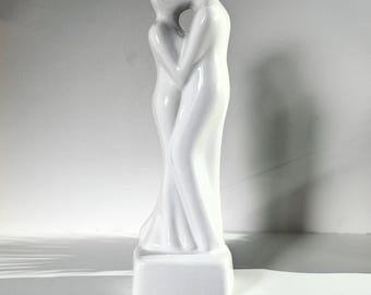 Vintage White Ceramic Kissing Lovers Statue, Wedding Gift