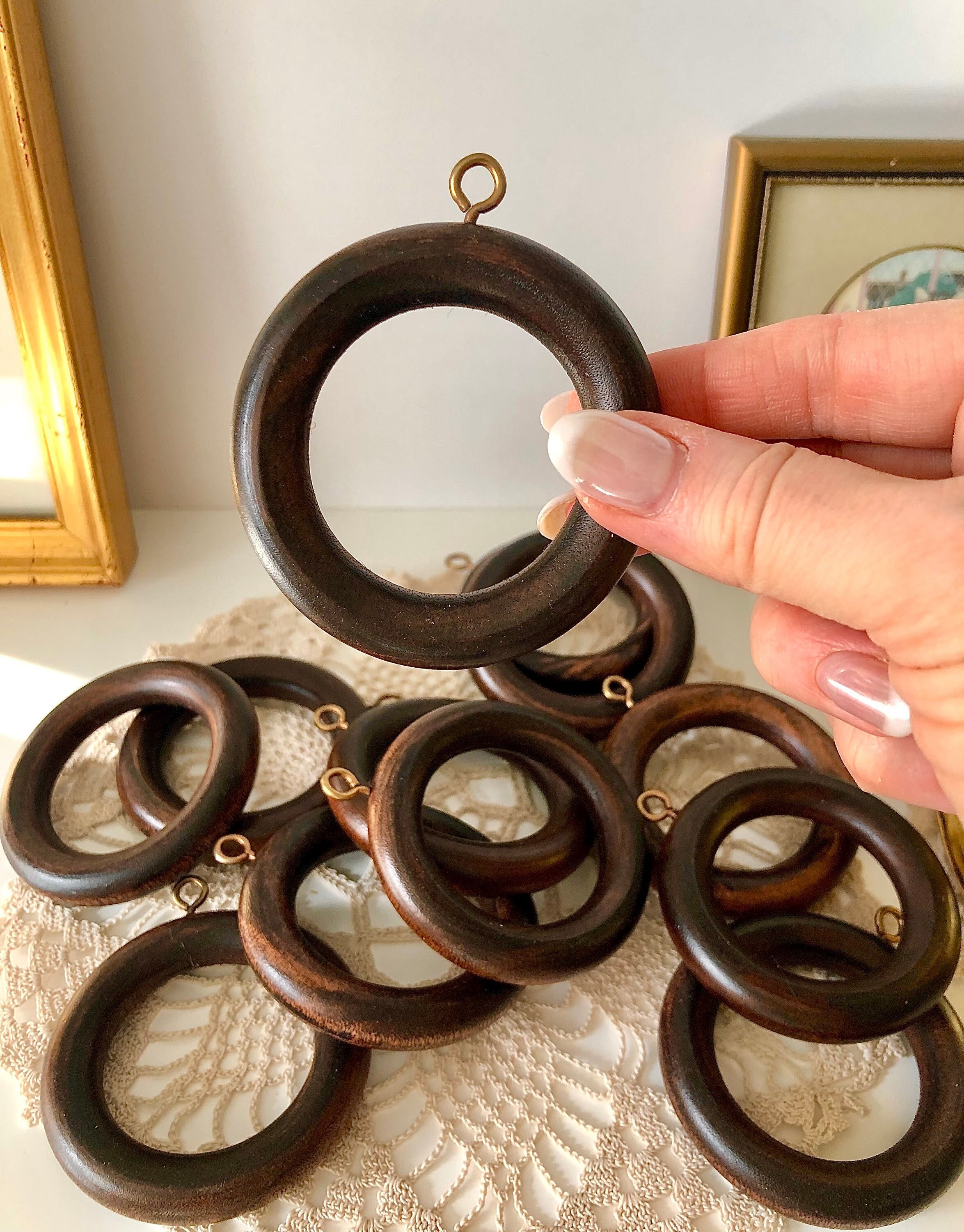 12 Vintage Wooden Curtain Rings Set, Medium Dark Brown Retro 80s Wood Hoop Drapery  Rings With Golden Brass Hardware 