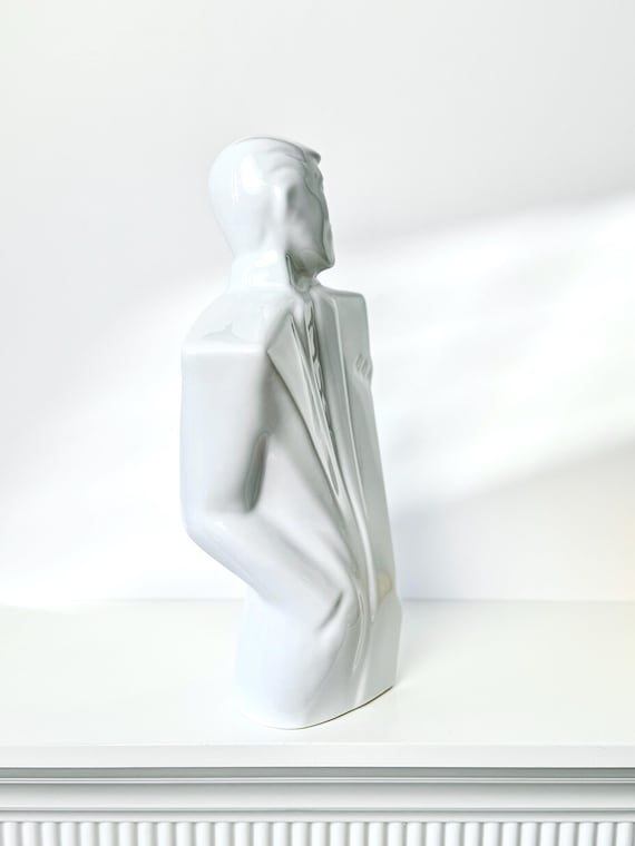 洋書 SCULPTURE Tomek Radziewicz Official Site | Sculptor - Zombie Bust 002