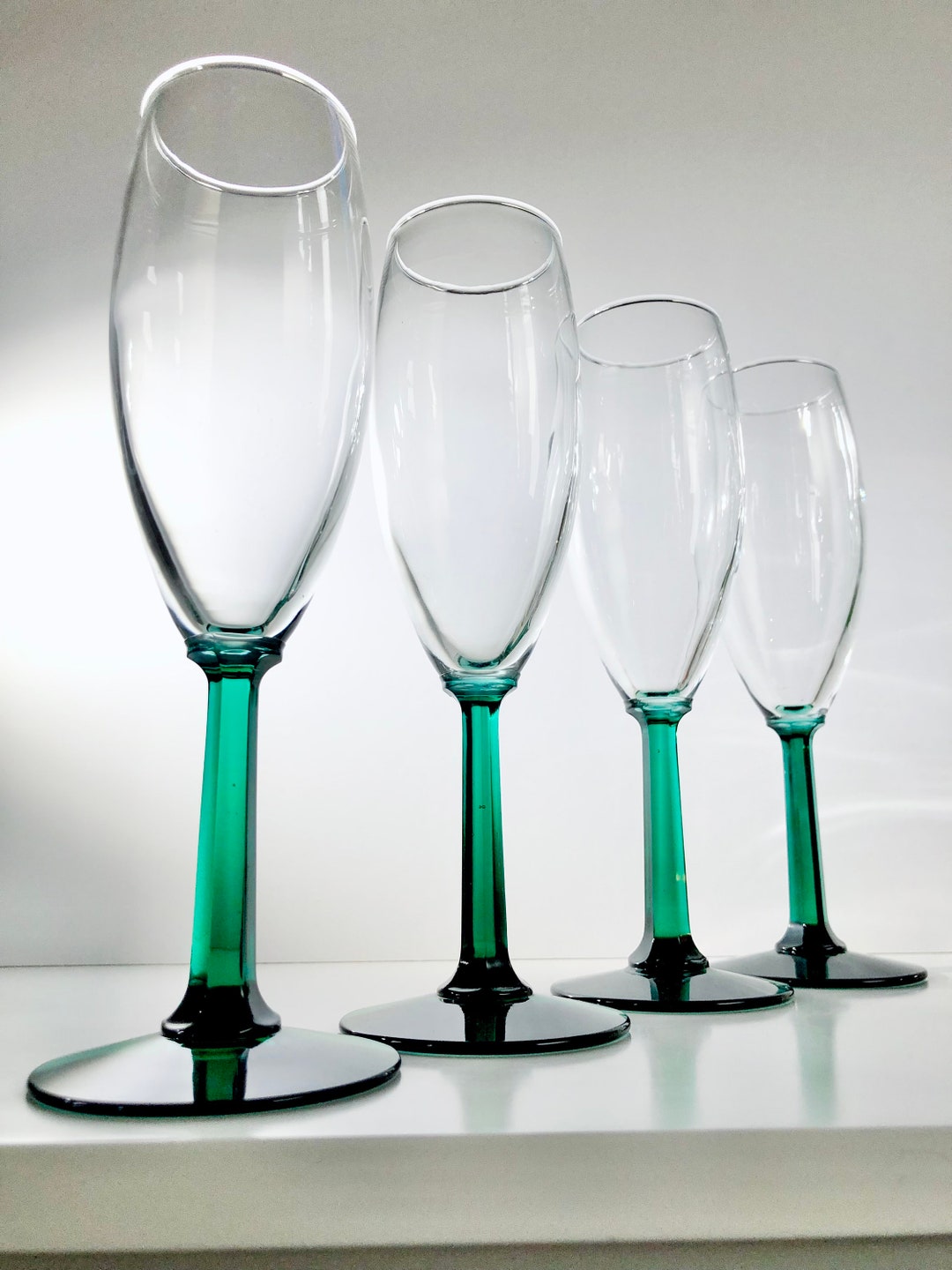 Four Vintage Emerald Green Stem Champagne Flutes Set of Four Handblown
