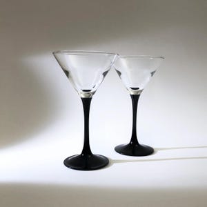 Martini-Gläser Vintage French Black Stem Martini-Cocktailglas-Set, French Chic Retro Barware Geburtstagsgeschenk für ihn, Vintage Hochzeitsgeschenk
