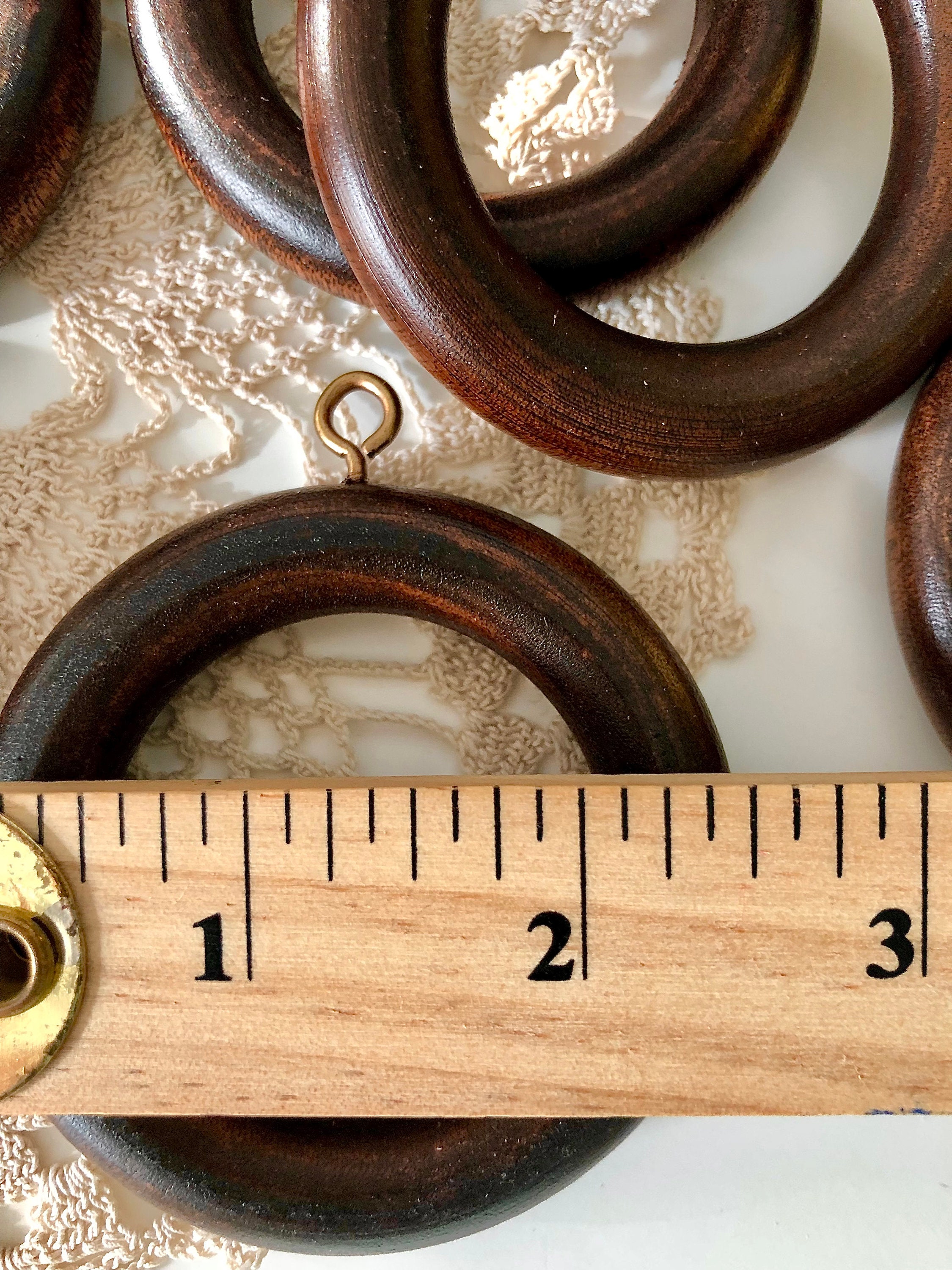 Wooden A colllection Victorian wooden curtain rings,gesso and brow 16 pcs.