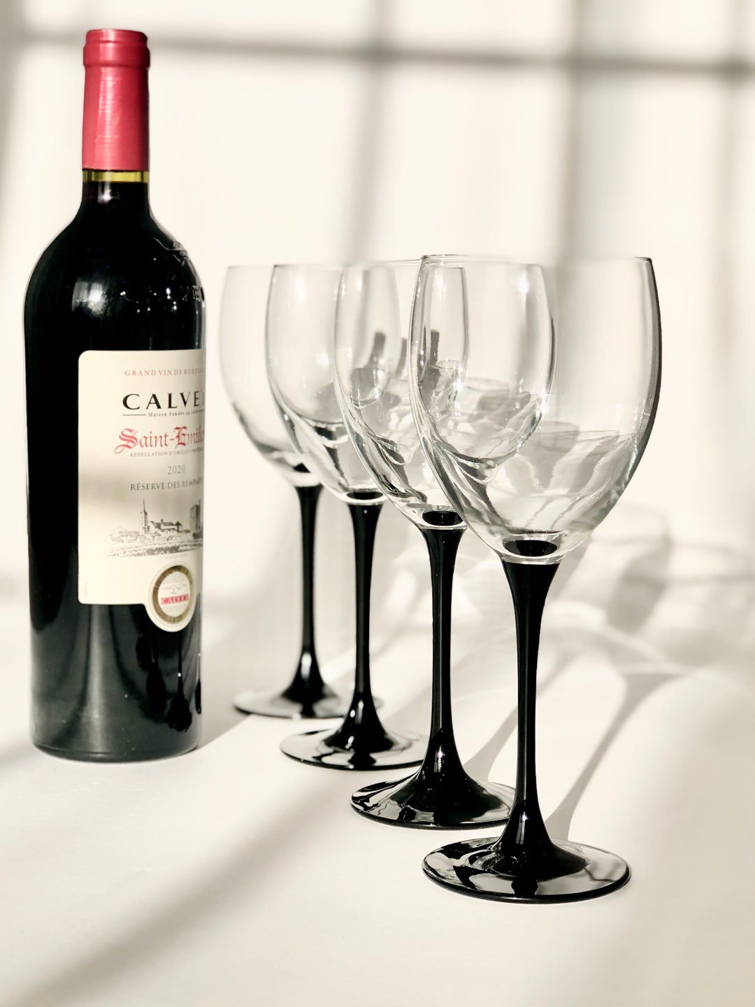 Vintage 12oz Black Stem Luminarc Wine Glasses, Set of Four LARGE