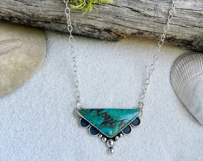 Featured listing image: Turquoise Sterling Silver Necklace