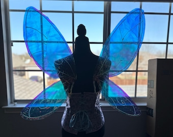 Ani Iridescent Fairy Wings: Lightweight Costume Accessory