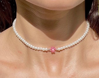 FLOWER Pearl Necklace | necklace with charm, necklace for women, gifted, gift for girls, christmas gift for her, gift ideas