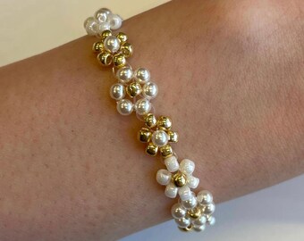 Gouden madeliefje armband I cadeau voor haar, kralenarmbanden, parelarmband, handgemaakte cadeaus, cadeau voor vrouwen, sieraden voor vrouwen, sieraden