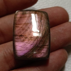 AAA+++ Quality ~ Purple Flashy Labradorite Cabochon Smooth Polish Loose Gemstone. 31x22x8 MM. Cushion Shape For Wire Wrap Jewelry..