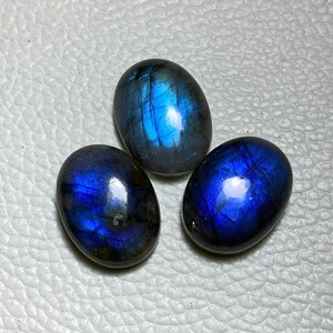 3 PCS 15X20 mm Deep Blue Labradorite Cabochons Labradorite Calibrated Gemstone. Labradorite MM Size Lot back flat Cabs for Rings & jewelry.