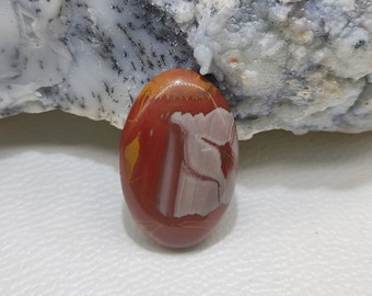 Piedra preciosa suelta de jaspe noreena, forma ovalada, tamaño: 38 x 25 x 8 mm, 70 quilates. Joyería de piedra preciosa de diseño con cabujón pulido.