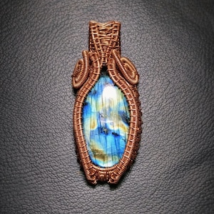 Blue Multi Flashy labradorite Pendant Copper Wire Wrapped Gemstone Pendant Copper Handmade Pendant Gift For Her&mother labradorite Pendant.