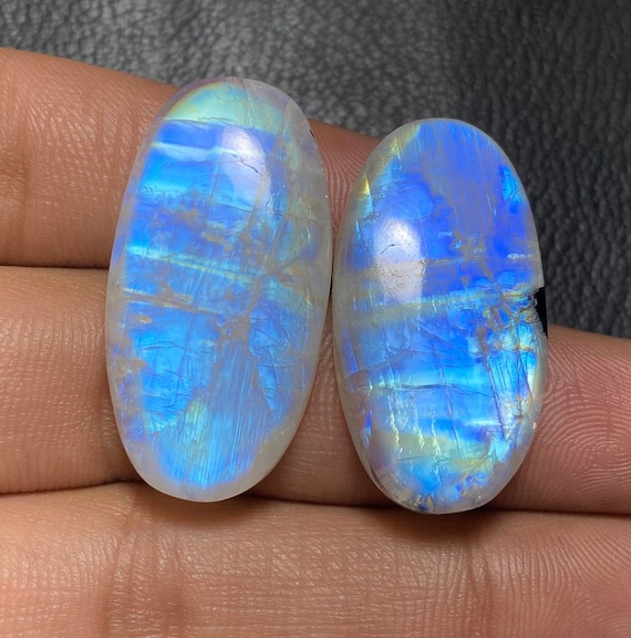 Impressive ~ Natural Full Blue Fire Moonstone Cabochon~ Smooth Polished From Both Side Size: 33x17x6 TO 35x18x6 MM for making jewelry..