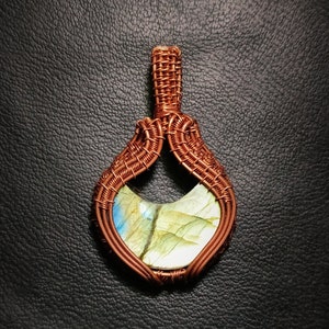 Sparkling Labradorite moon Pendant, Gemstone Pendant, Yellow Pendant, Copper Jewelry, Birthday Gift for her. handmade Wirewrapped Pendant