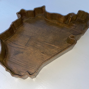 Large hand-made Solid oak coin key tray carved in the shape of the Nürburgring