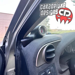 Single gauge pod mount for 2002-2006 Acura RSX Replaces defrost vent cover