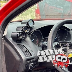 Triple gauge pod mount for 2012-2018 Focus ST RS functional defrost vent