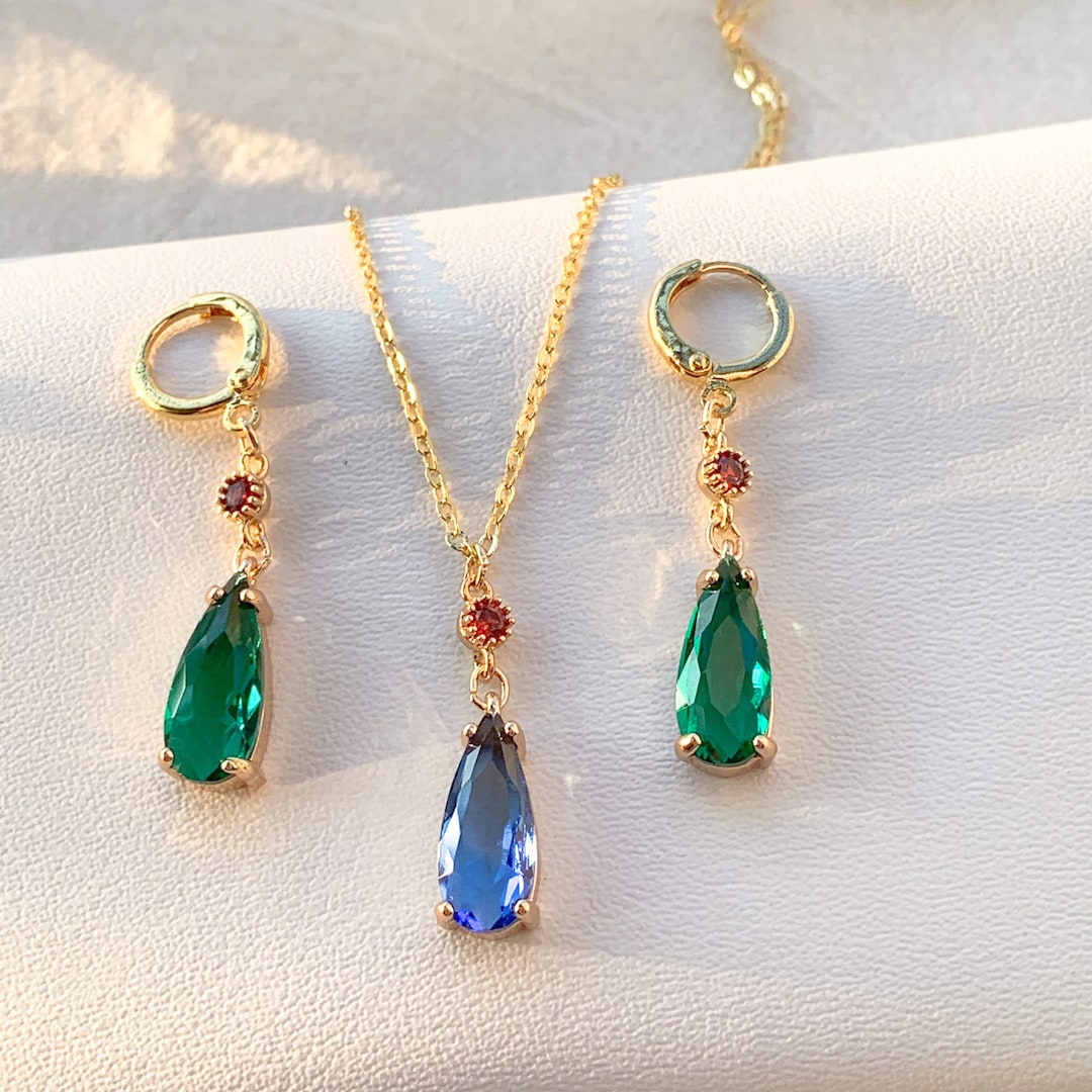 A Set Howl Necklace Howl Earrings Howls Moving Castle Etsy