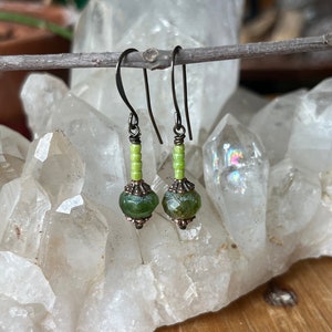 Czech bead earrings • Boho dangle earrings • Green bead earrings • Dangle earrings •