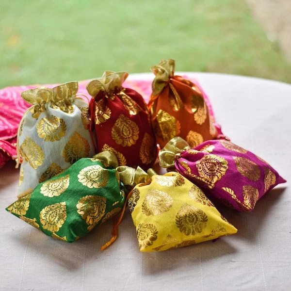 Printed Potli Gift Bags 500 gms Diwali Gift Return gift Jewelry Pouch Party Giveaway Wedding Gift, Gift Pack Pouches Gift Pouches,Assorted