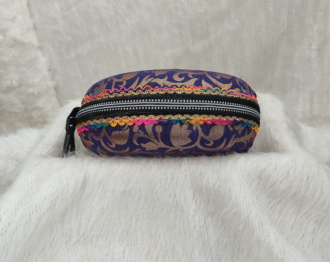 Glasses Case AirTag Holder, Personalized Eyeglass Case, Reading Glasses