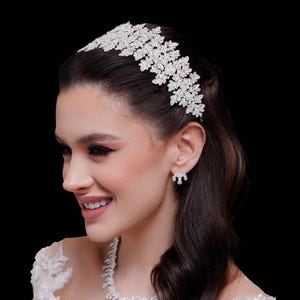 Swarovski Zircon luxury Headpiece, Bride crown, Bridal Tiaras, Silver , Weddings , Engagement Crowns, Crystal Crowns ,Hair Accessories