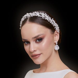 Swarovski Zircon luxury Headpiece, Bride crown, Bridal Tiaras, Silver , Weddings , Engagement Crowns, Crystal Crowns ,Hair Accessories