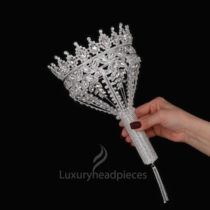 Bridal Bouquet Holder,Crystal Wedding Flower Holder,Rhinestone Bride Flower Holder,Bouquet Wrap,Wedding Flower Jewelry,Wedding Bouquet