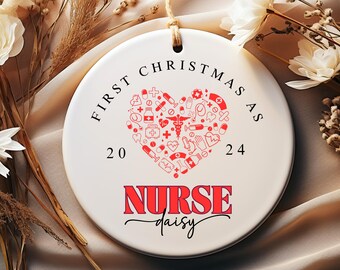 Benutzerdefinierte neue Krankenschwester Ornament Personalisierte Krankenpflege Schule Abschluss Andenken Krankenschwester Danke Geschenk Erstes Weihnachten als Krankenschwester Geschenk für RN BSN