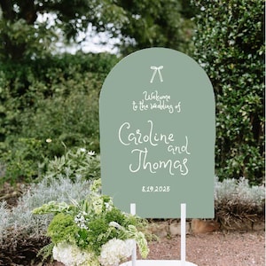 Custom Arched Welcome Sign, Wedding Welcome Sign, Arched Welcome Sign, Wedding Signage, Waterproof Sign, Custom Shaped Sign, Day-Of Sign