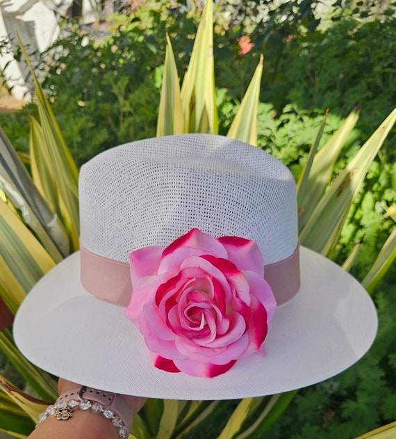 White Fashionable Lowrider Fedora With Dusty Rose Band  display picture 1