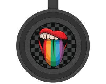Retro Lips Wireless Charger: Checkered Design Charging Pad